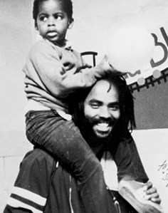 Mumia-Abu-Jamal-with-son-331x420