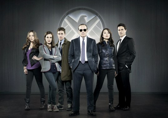 marvel-agents-of-shield-whedon-bennet-henstridge-de-caestecker-gregg-wen-dalton-dvdbash-wordpress